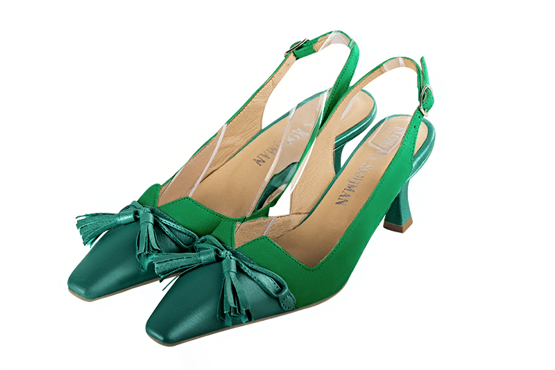 Emerald green women's open back shoes, with a knot. Tapered toe. Medium spool heels. Front view - Florence KOOIJMAN